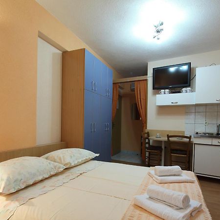 La Familia Apartments Makarska Room photo
