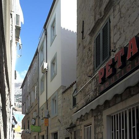 La Familia Apartments Makarska Exterior photo